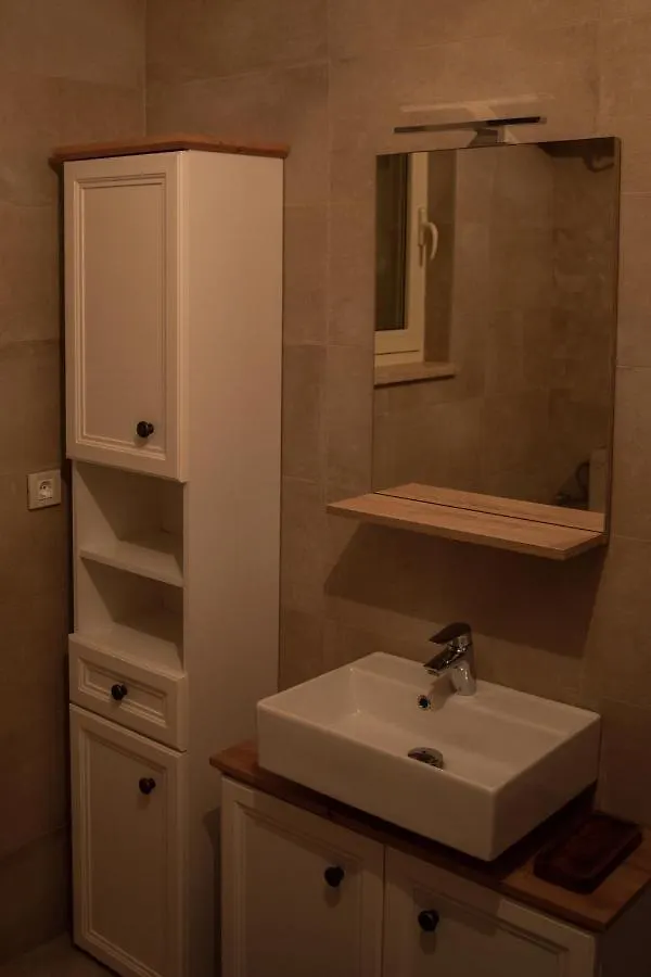 Apartment Laetitia Kaštelir