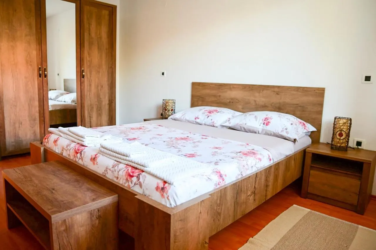 Apartment Laetitia Kaštelir Κροατία